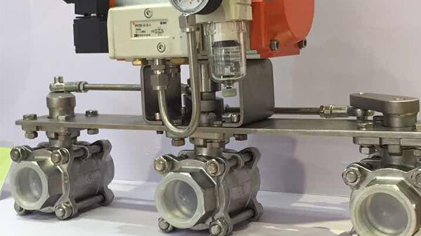 Pneumatic ball valve