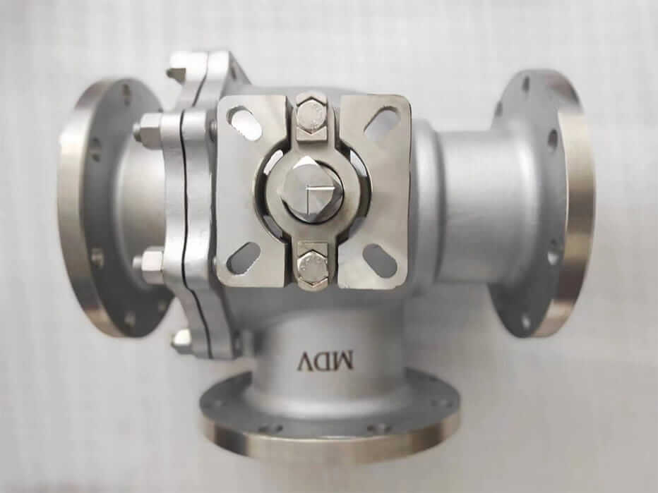 Flanged three-way ball valve