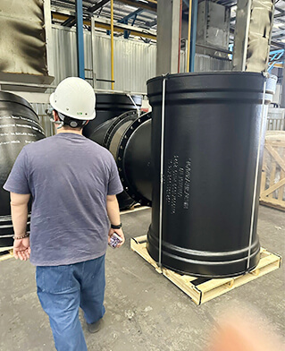 Larger Size DI fittings. Black iron fittings 4